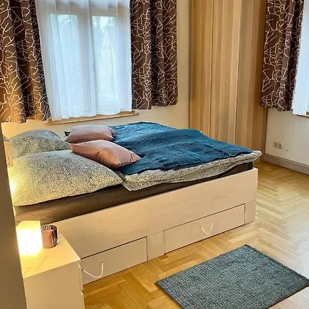 Am Grossen Garten By Interhome דרזדן
